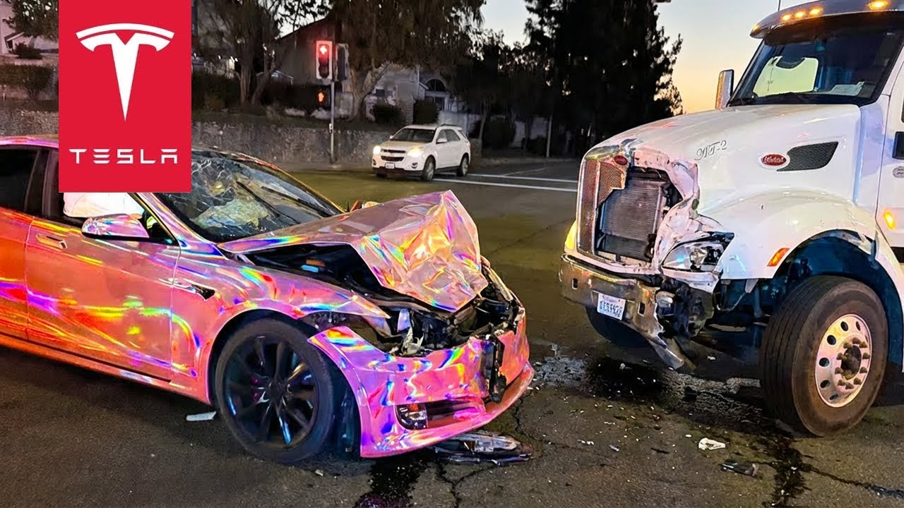 YouTube post by @WhamBaamTeslacam for MagBak. Caption reads: TRUCKER THOUGHT HIS DASHCAM WOULD SAVE HIM.