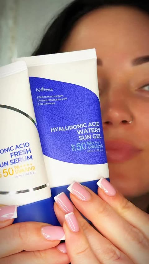 Instagram post by @julia_lettbeauty for ISNTREE. Caption reads: [...] Sunscreen and I’m honestly impressed 😍....