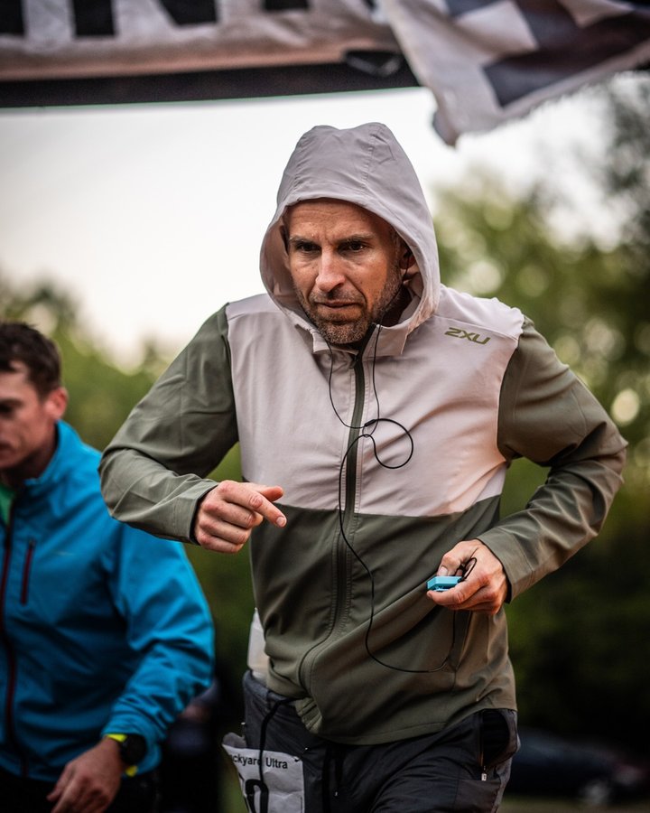 Instagram post by @harveylewisultrarunner for 2XU. Caption reads: Back to where it began and forward to....