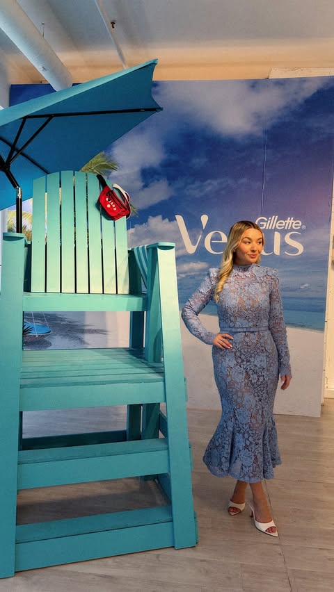 Instagram post by @torriwebster for Gillette Venus. Caption reads: #Ad @GilletteVenus ✨🪒What no one tells you about....