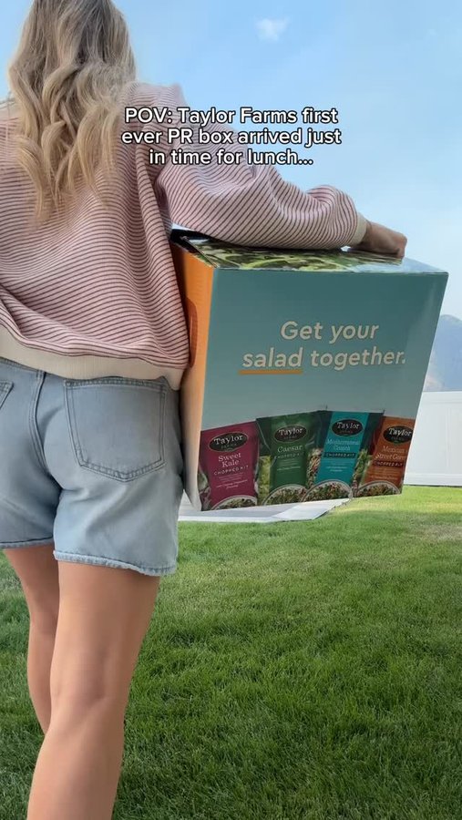 Instagram post by @rebekahmarsden for Taylor Farms. Caption reads: #GetYourSaladTogether with @yourtaylorfarms 💚🩵....