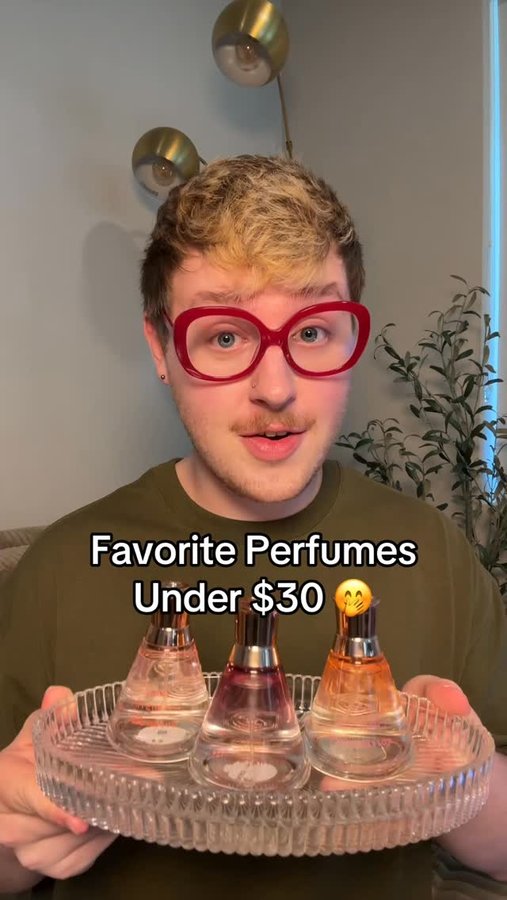 Instagram post by @plsmells for Good Chemistry. Caption reads: [...] THAT ACTUALLY SMELLS GOOD!!!....