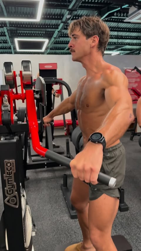 Instagram post by @wesglouchkov for FrogFuel. Caption reads: [...] Use my code “wesley” for 10% off.....