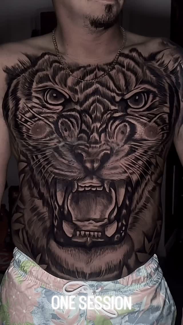 Instagram post by @adaorosatattoo for Fkirons. Caption reads: ONE SESSION 6 hours 
Numbing Cream 
#TIGERTATTOO....