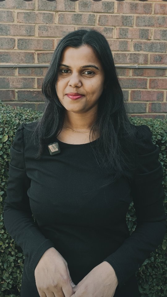 Instagram post by @cradhika_rads for AliExpress. Caption reads: Fall Savings are here! 🍂
Get ready for up to 60%....