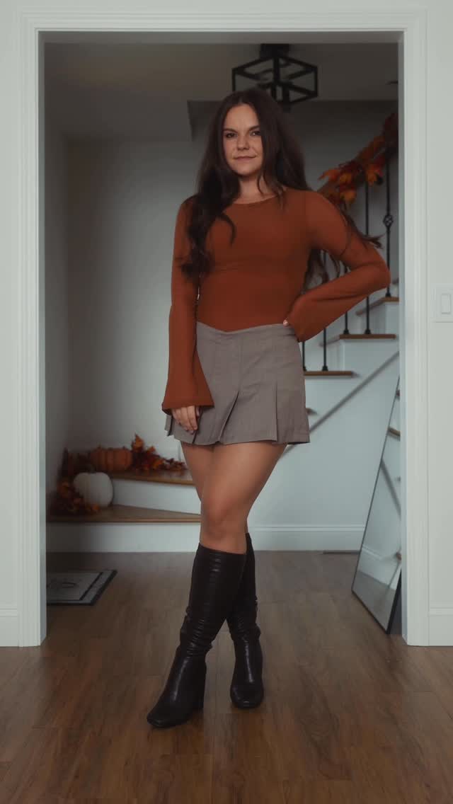 Instagram post by @dearannya for Reoria. Caption reads: Fall mood 🧡 Shop this look 🔗 in bio LTK/annyas....