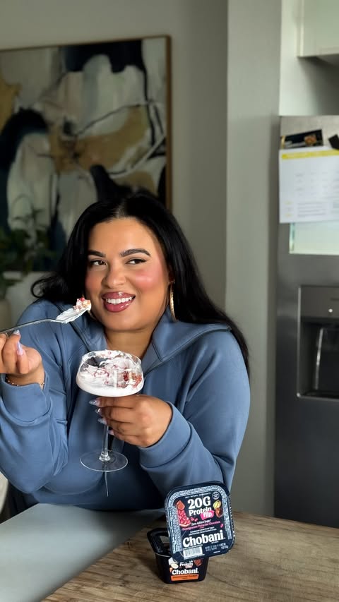 Instagram post by @rachelamyowens for Chobani. Caption reads: [...] 20g of protein? Yes, please! The new....