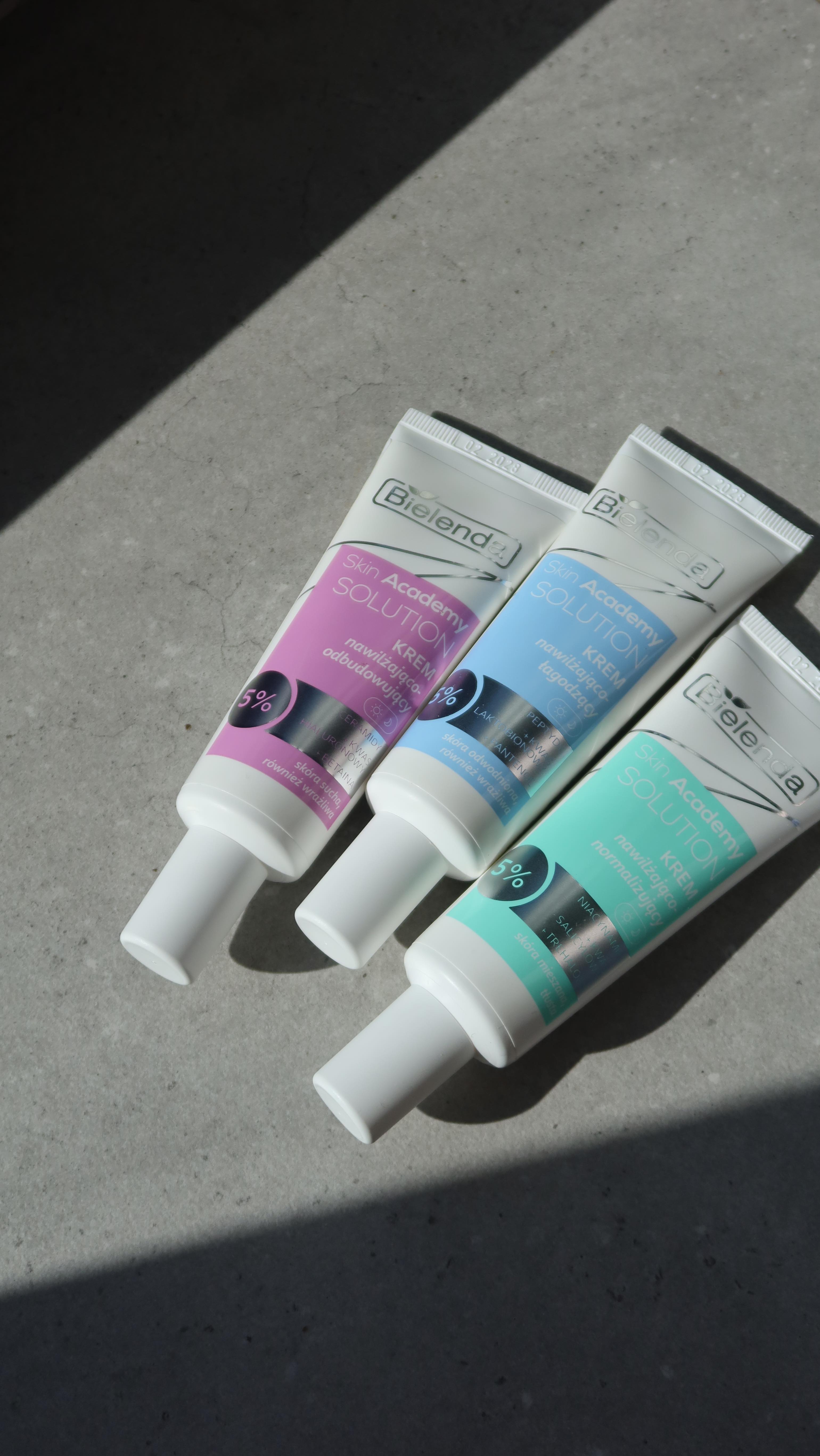 Instagram post by @justynalabuda_ for Bielenda. Caption reads: Najlepsze produkty do pielęgnacji za mniej niż....