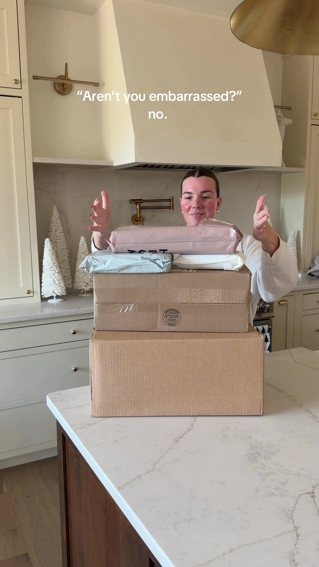 TikTok post by @lacey.dixon for WildBird. Caption reads: [...] #momcontent #pr #prunboxing #unboxing ....