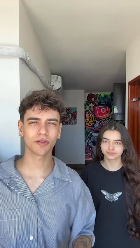 Instagram post by @jdiasss_ for PlayStation. Caption reads: [...] disse a menina que me vestiu.....