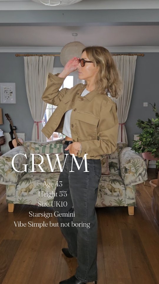 Instagram post by @christinadaydreams for Baukjen. Caption reads: Black jeans + a utility jacket = perfect everyday....