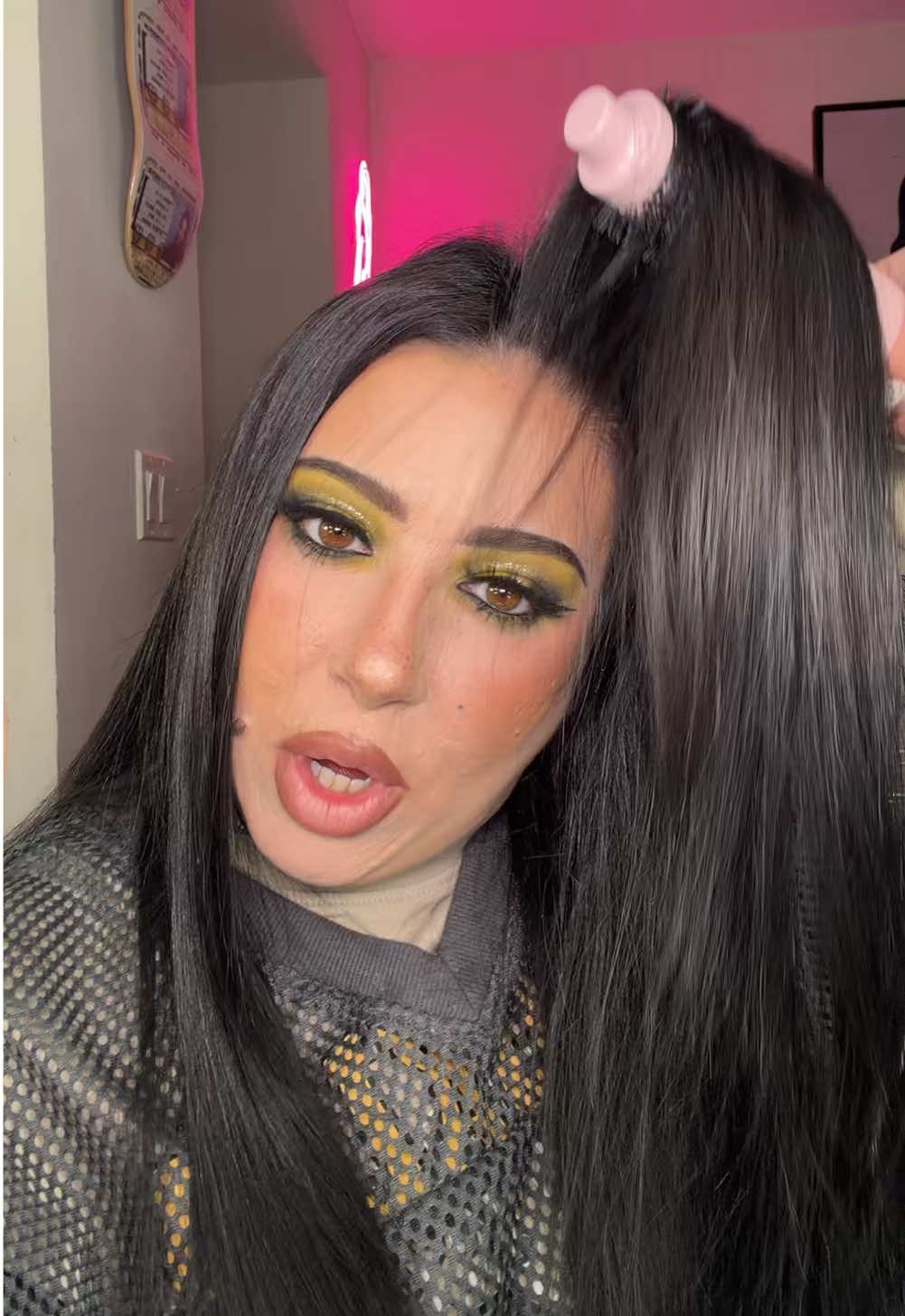 TikTok post by @tayloranngallo for FoxyBae Hair. Caption reads: I KNOW you see that curl! 💅 @FoxyBae Hair....