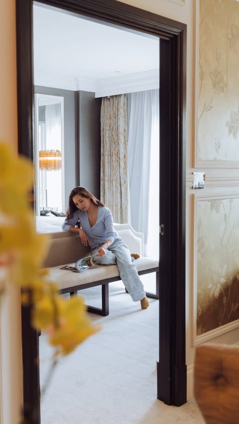 Instagram post by @keikeiandlewis for Fairmont Hotels & Resorts. Caption reads: Our recent weekend at Fairmont Windsor Park was....