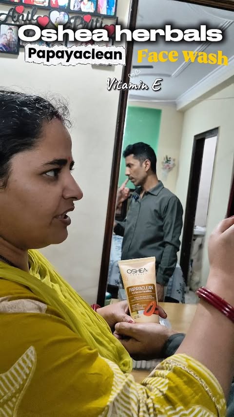 Instagram post by @saket_mom for Oshea Herbals. Caption reads: Oshea Herbals Papaya Clean Anti Blemish Facewash....