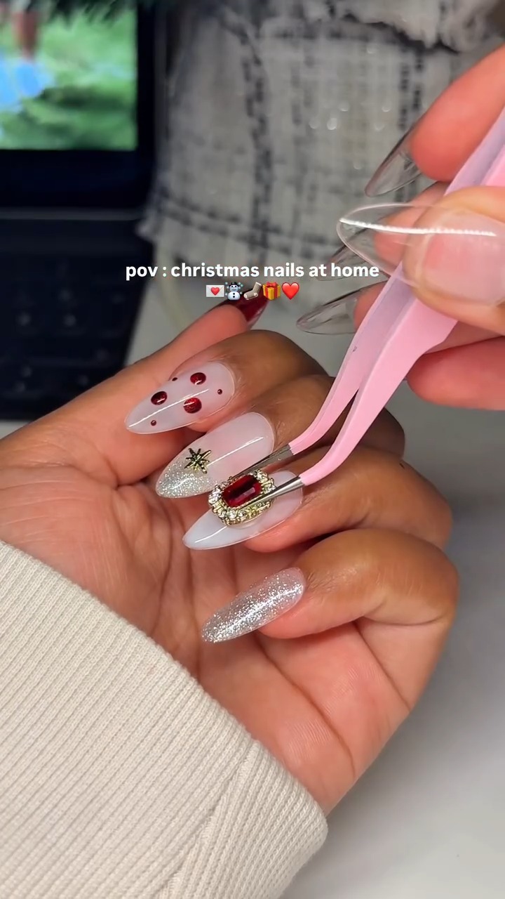 Instagram post by @beetles_community for BeetlesGelPolish. Caption reads: Lets do my nails for Christmas💌🎁It’s the season....