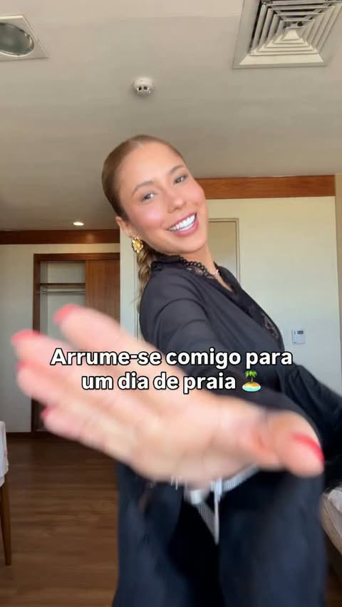 Instagram post by @viigaleranii for Mercado Livre Moda. Caption reads: Id : XHDLP5-LKYN @mercadolivremoda @mercadolivre....