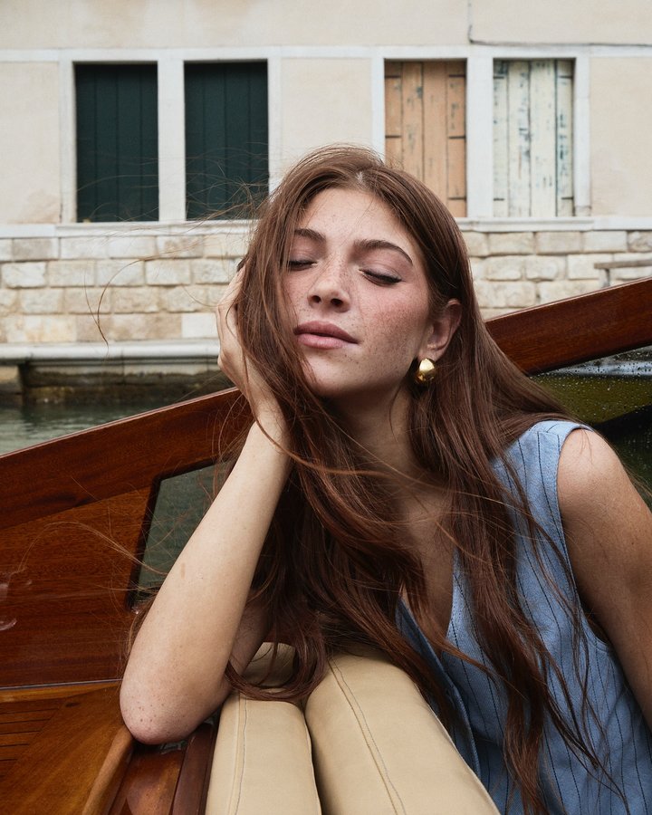 Instagram post by @nickypassarella for Armani beauty. Caption reads: ci voleva @armanibeauty per portarmi a Murano a....