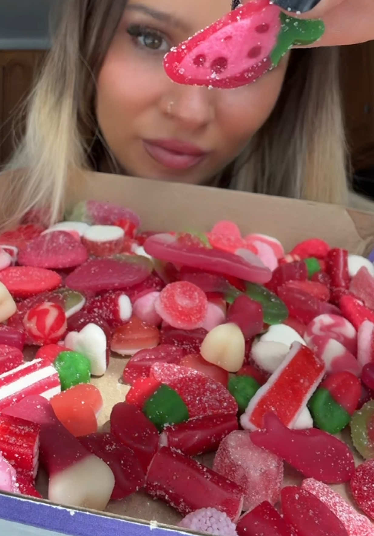 TikTok post by @sydneypaterson0 for Sugar Rush Sweeties. Caption reads: [...] fail to dissappint 🤌🏻🤌🏻😭....