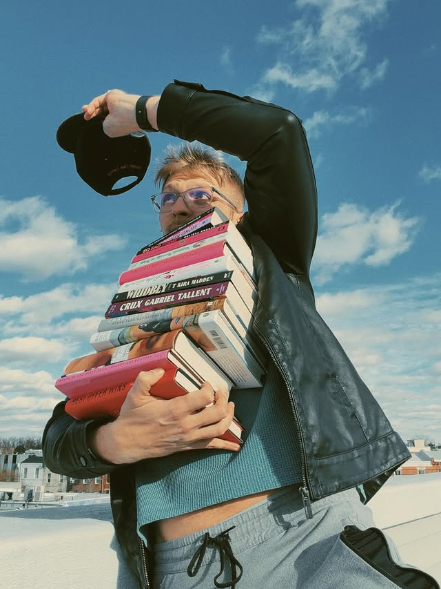 Instagram post by @shelfbyshelf for HarperCollins. Caption reads: || DECEMBER READING WRAP-UP || #partner ||
.
My....