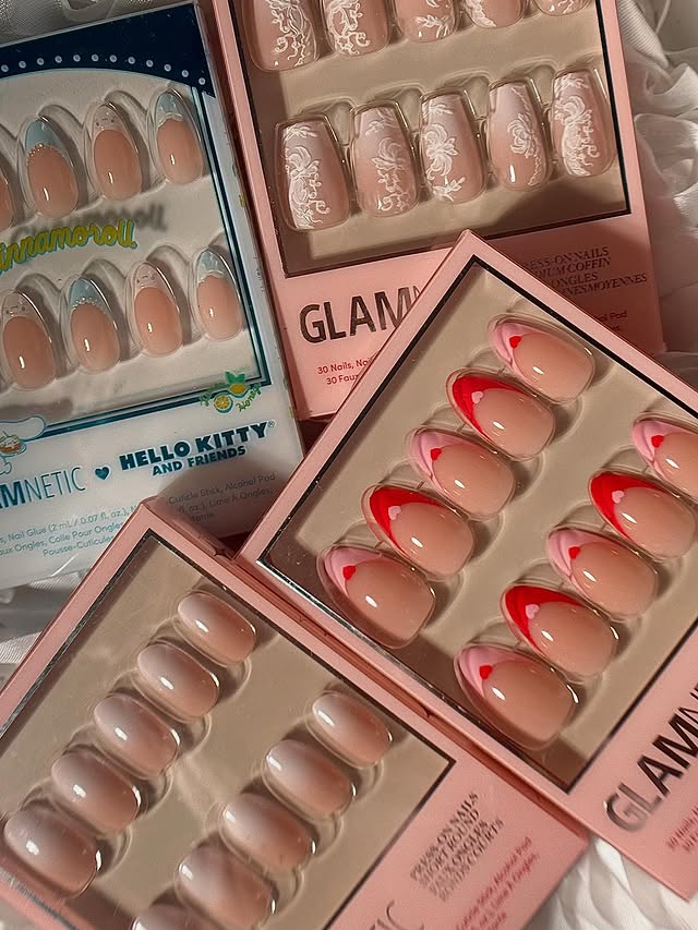 Instagram post by an influencer for Glamnetic. Caption reads: @glamnetic - has become the go - to for [...].