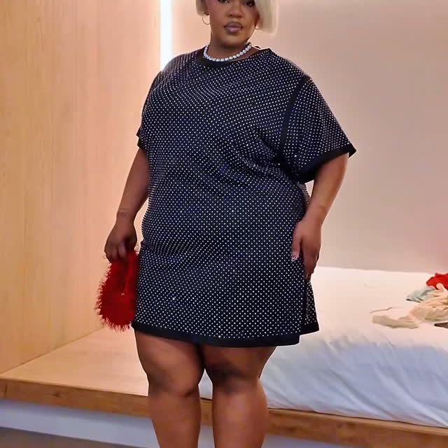 Instagram post by @issathicknation for PUBLIC DESIRE. Caption reads: WHEN IT SIMPLE BUT OUTSTANDING 🤭

This was such a....