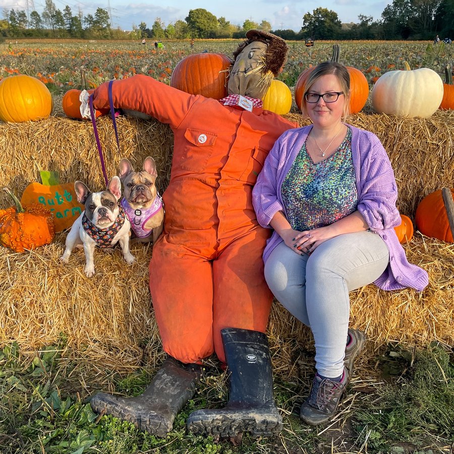 Instagram post by @prettypennyandindy for Fur the Love of Toys. Caption reads: Happy mumma & me Monday - rare proof that we do....
