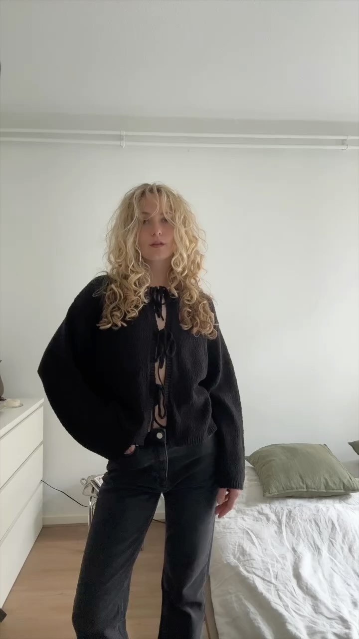 Instagram post by @iris.wellen for EDITED. Caption reads: spring ready with @editedofficial - ad #editedmuse.