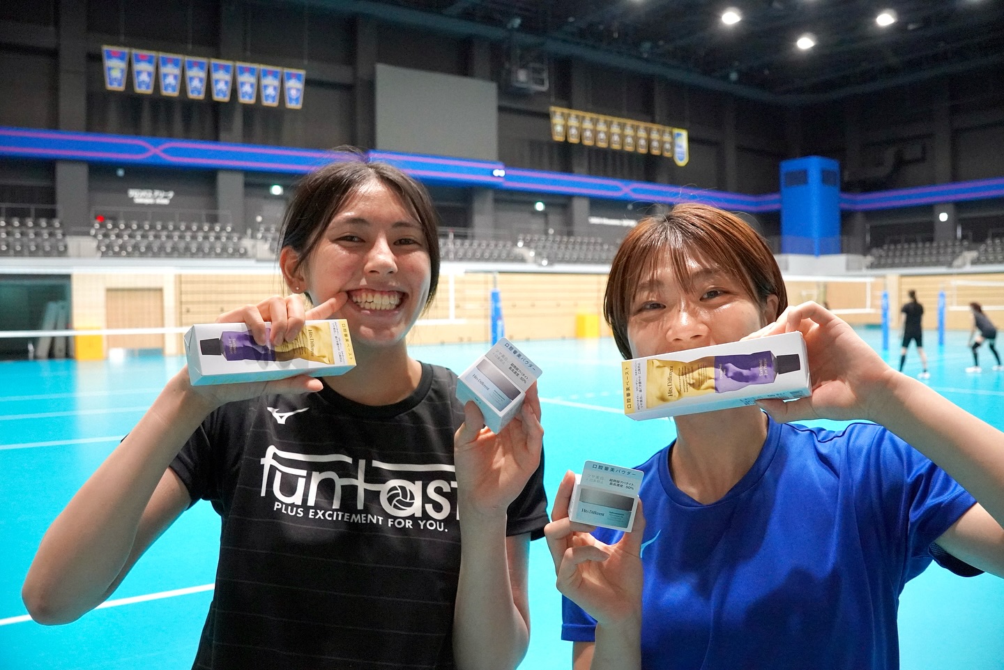 Instagram post by @springs_officia1 for matsukiyo. Caption reads: マツキヨココカラ&カンパニー🤝

#洗面台に革命を 🪞⁉️

#ハイスペ口腔審美ケア....