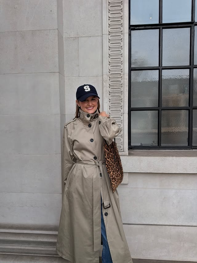 Instagram post by @styledsara for Avec Les Filles. Caption reads: Spring Trench Weather Incoming @aveclesfilles 🧥🧥....