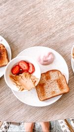 Instagram post by @doubleshotofbabies for Toynk. Caption reads: [...] the link to shop this post on my LTK ⬇....