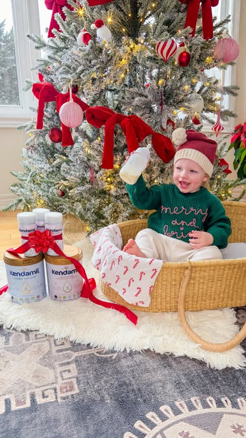 Instagram post by @valeriecoon for Kendamil. Caption reads: I’ve been using @kendamil.ca for Cashton since....