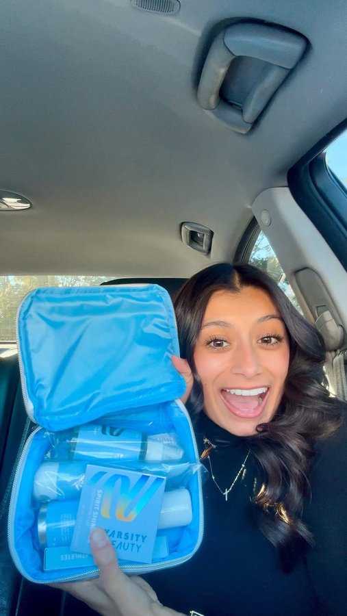 Instagram post by @eliza_labelle for Varsity Spirit. Caption reads: [...] or dancer!! ⭐️

Check out the Varsity Spirit....