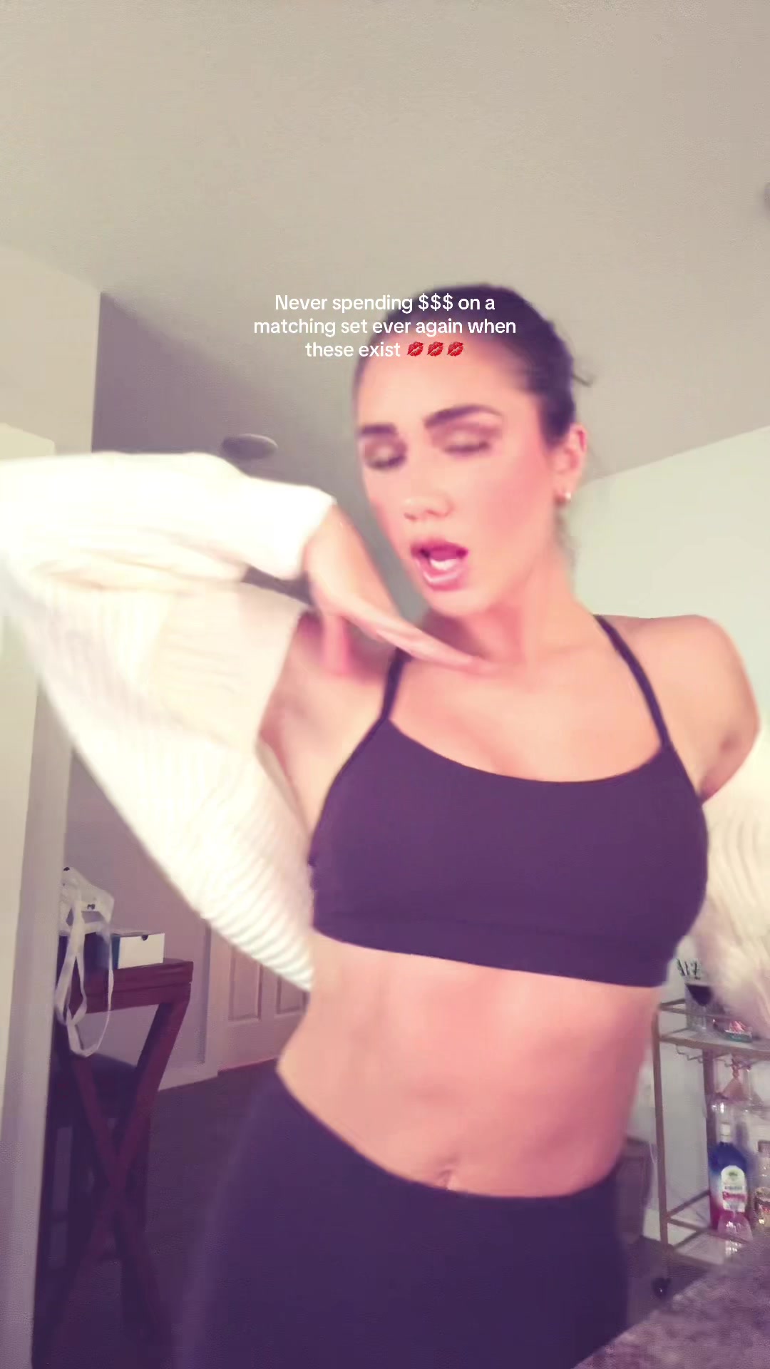 TikTok post by @lillian_harriss for PAVOI Active. Caption reads: [...] all my Pilates girls you need this @Pavoi....