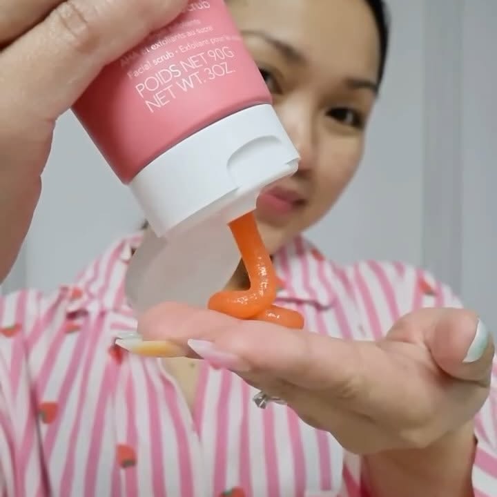 Instagram post by @pearlaivee for OLEHENRIKSEN. Caption reads: [...] Smoothing Scrub by @olehenriksen and my face....