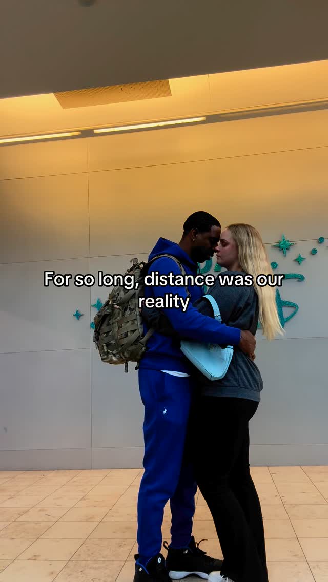 Instagram post by @theresemelbourne for Bond Touch. Caption reads: [...] with just a touch❣️ • • • • #teamtt♾️....