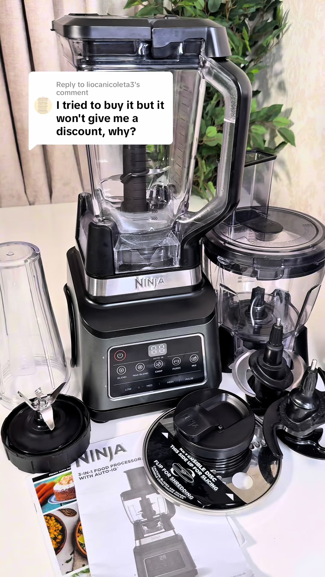 TikTok post by @ladydaroza for Ninja Kitchen. Caption reads: [...] @Ninja UK @Ninja Kitchen.