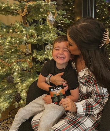 Instagram post by @chelseahouska for Duracell. Caption reads: Christmas and decorating for Christmas is....