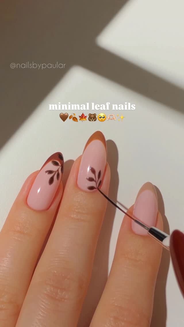 Instagram post by @nailsbypaular for BeetlesGelPolish. Caption reads: [...] sparkle! <3
— using:
• @beetlesgelpolish 
20....