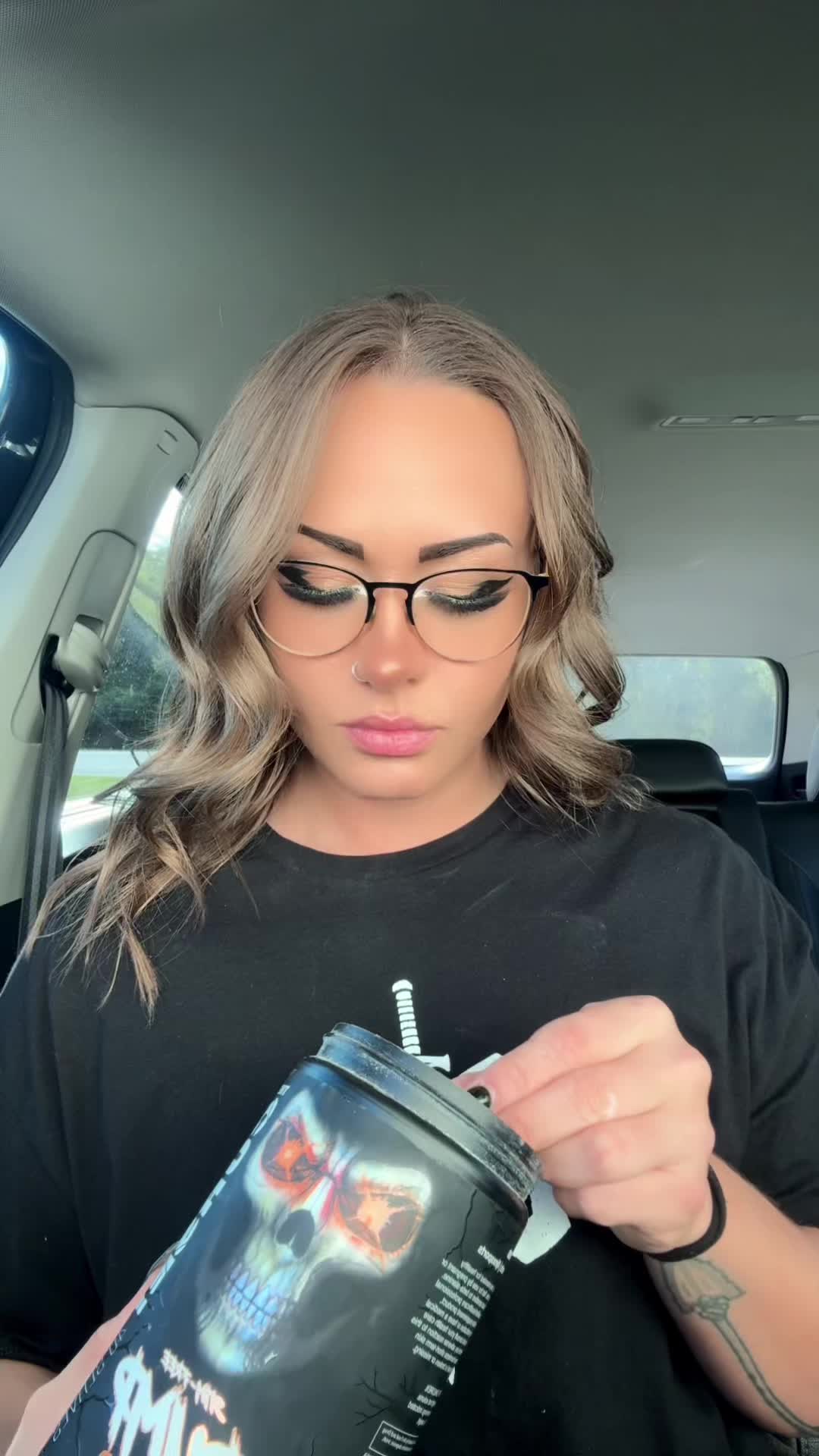 TikTok post by @laurabmullis for JNX Sports. Caption reads: [...] For this deload week. #sponsored @JNX Sports....