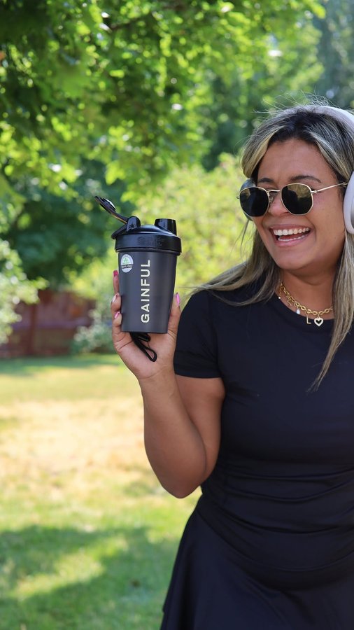 Instagram post by @_jessyclark for Gainful. Caption reads: Start my weight loss routine right @gainful and....