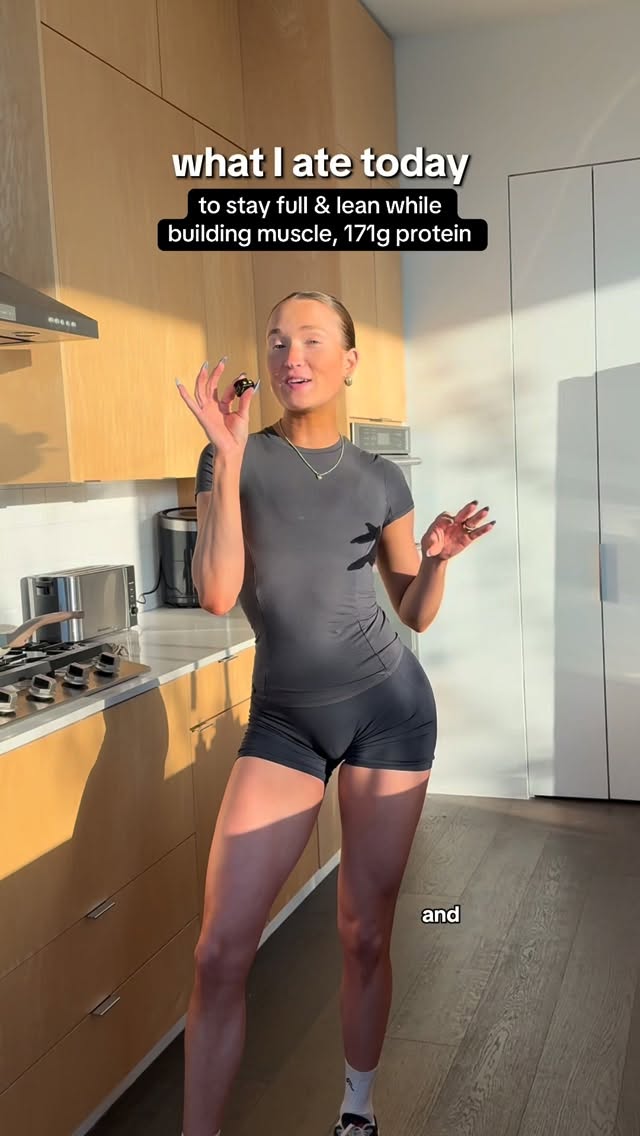 Instagram post by @kraftyoufitness for RXBAR. Caption reads: what I ate today as a girlie working on....