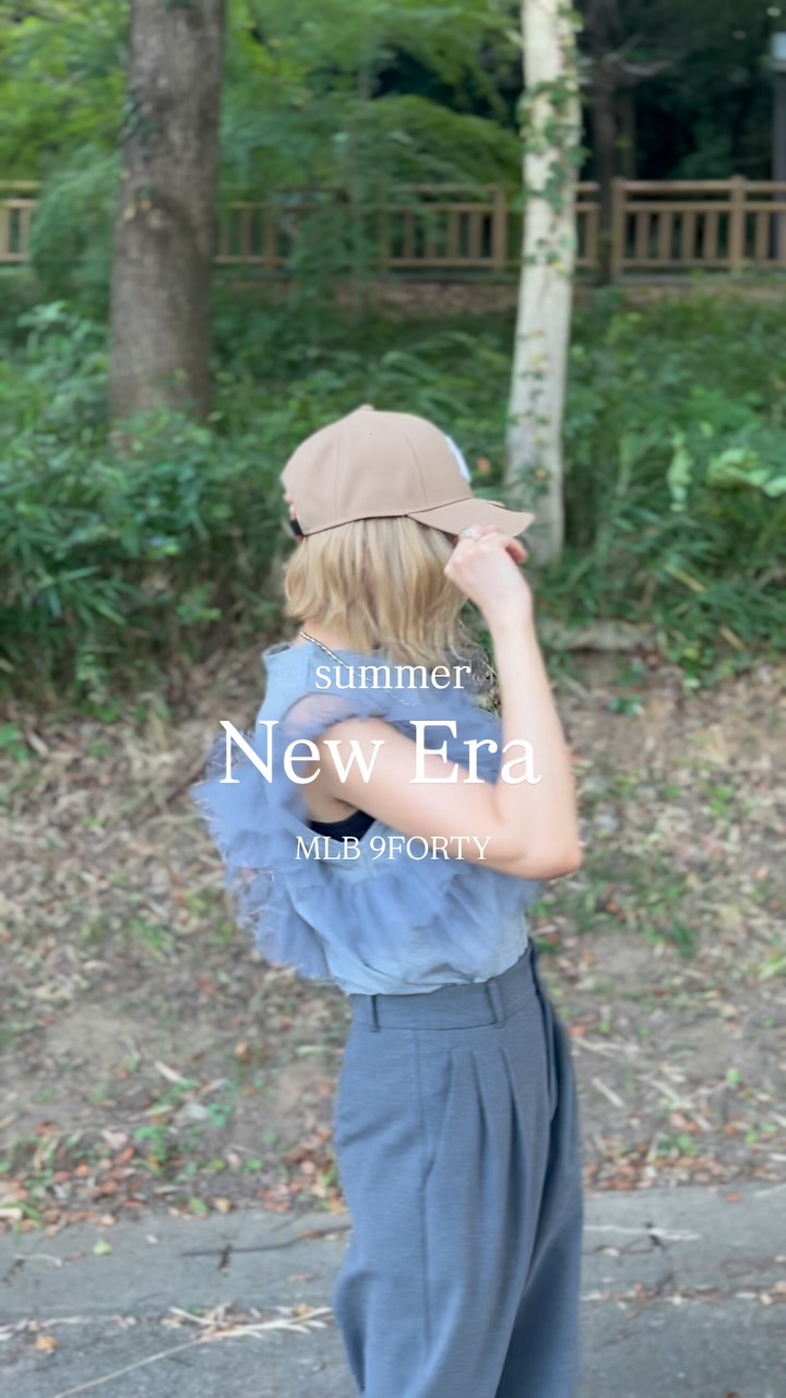 Instagram post by @amii816524 for New Era Cap. Caption reads: [...] #summer #newera #コーデ記録 #neweracaps #pr....