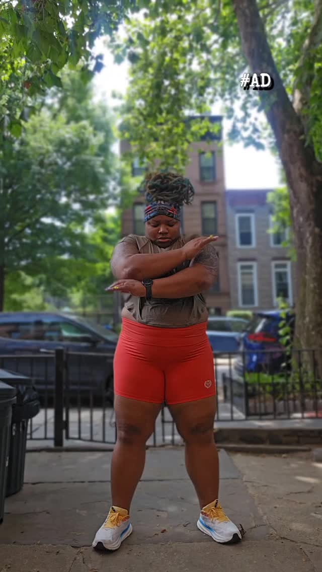 Instagram post by @iamlshauntay for Cash App. Caption reads: Let's hold each other accountable and get in 45....
