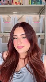 Instagram post by @gabyteemua for Alamar Cosmetics. Caption reads: Oyeee, there’s no rules to makeup and la Jefa....