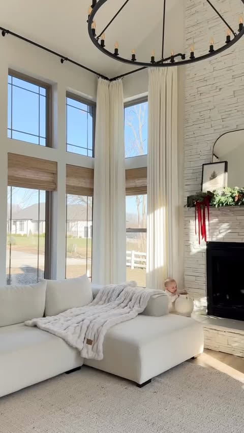 Instagram post by @natalie_ignatov for Mamma Mia Covers. Caption reads: Soft as a mother’s hug ☁️
@mammamiacovers ☁️
My....