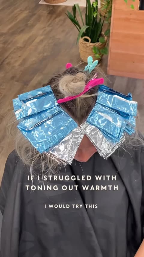 Instagram post by @adriennedara for Redken. Caption reads: ❤️Like my content? LIKE & FOLLOW

🖤LIKE THE WAY I....