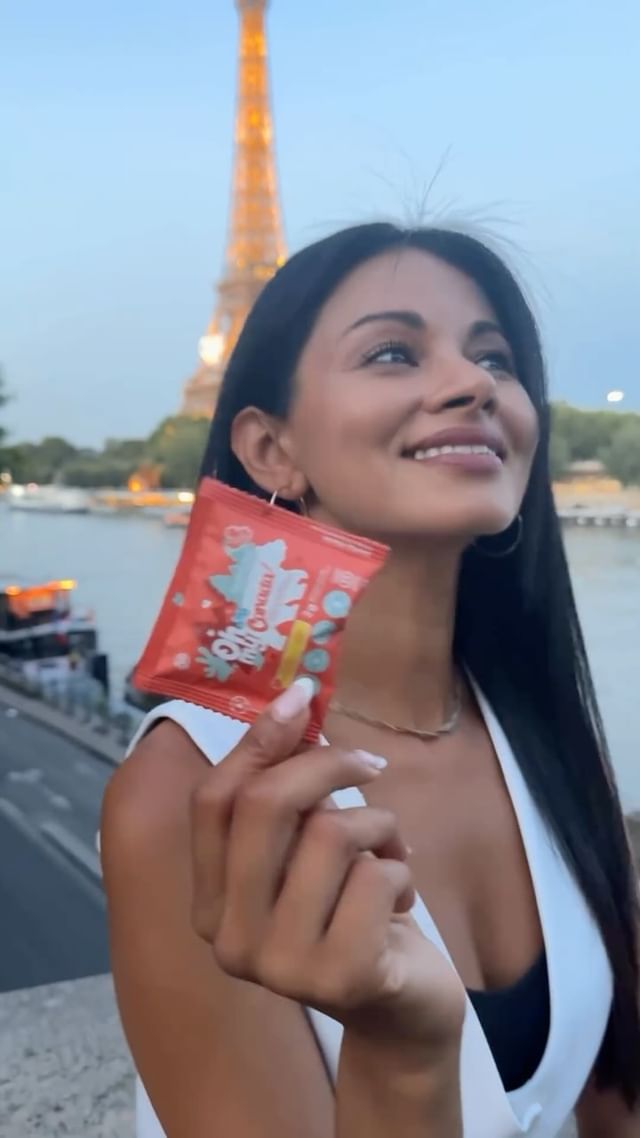 Instagram post by @zaradurrani for Herbaland. Caption reads: [...] loving these Oh My Canada gummies from....