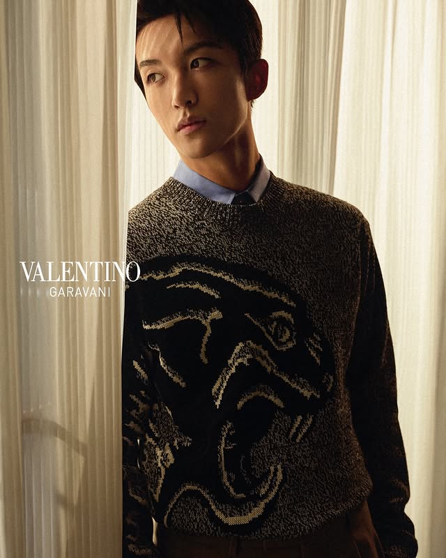 Instagram post by @hzhf_larsss for Valentino. Caption reads: [...] the Qixi Festival with @maisonvalentino....