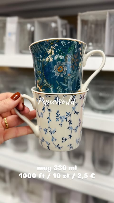 Instagram post by @pepcoworld for Pepco. Caption reads: 🤍💙
mug 330 ml • 1000 ft / 10 zł / 2,5....