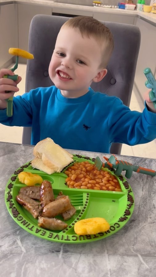 Instagram post by @_brodie_louie for Constructive Eating. Caption reads: AD|GIFTED Thanks so much to @constructiveeating....